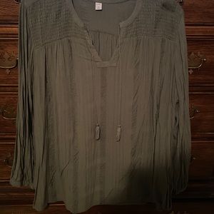 Old Navy Olive XXL top